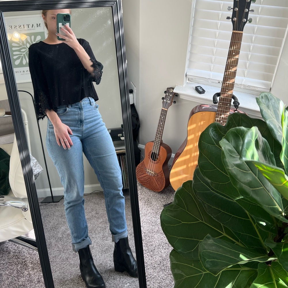 Black Lace Crop Top